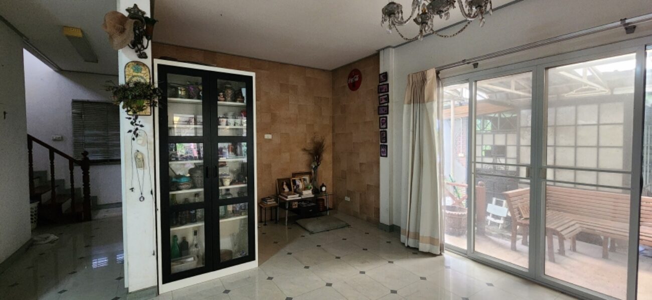 Listing No. 68040538 : ขายบ้านเดี่ยว 2 ชั้น บนที่ดินขนาด 94 ตร.ว. หมู่บ้านพลายรัตนะ ถนนพหลโยธิน 54/1 แยก 6 สายไหม กรุงเทพ ตอบทุกโจทย์สำหรับคนที่อยากมีบ้าน ราคานี้หาไม่ได้อีกแล้วในย่านนี้