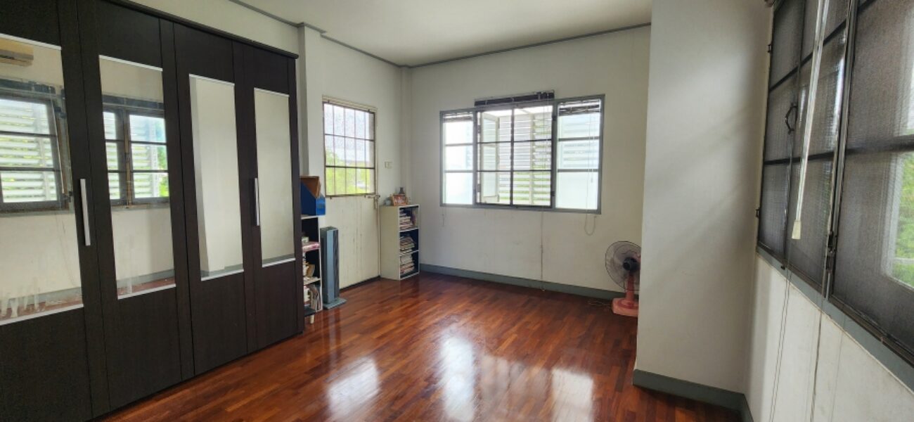 Listing No. 68040538 : ขายบ้านเดี่ยว 2 ชั้น บนที่ดินขนาด 94 ตร.ว. หมู่บ้านพลายรัตนะ ถนนพหลโยธิน 54/1 แยก 6 สายไหม กรุงเทพ ตอบทุกโจทย์สำหรับคนที่อยากมีบ้าน ราคานี้หาไม่ได้อีกแล้วในย่านนี้