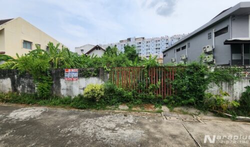 Listing No. 68080978 : ขายที่ดินขนาด 100 ตร.ว. ถมแล้ว พร้อมล้อมรั้ว 4 ด้าน ถนนลาดพร้าว 101 ซอย 38 ( ซอยรวมน้ำใจ 6 ) สามารถทะลุ ออกลาดพร้าว 107 ได้ เหมาะสร้างบ้าน , อพาร์ตเมนต์ หรือ หอพัก
