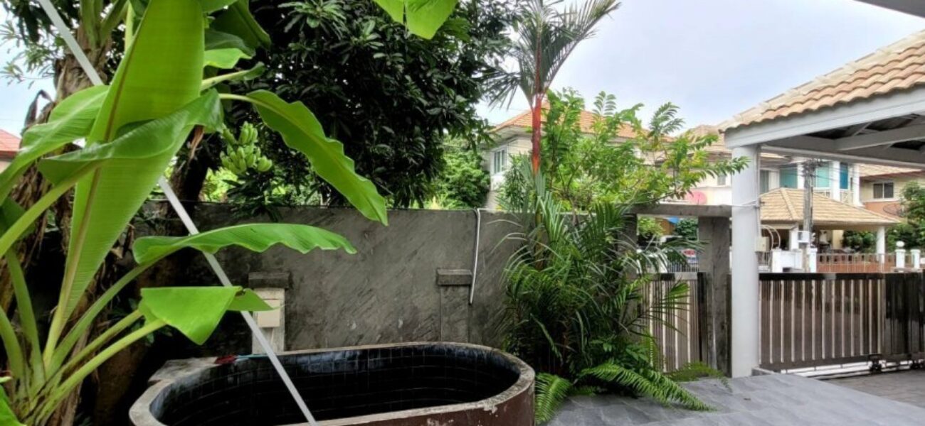Listing No. 68101020 : ขายบ้านเดี่ยว 2 ชั้น หลังมุม ถนนเมน บนที่ดินขนาด  57.7 ตร.ว. หมู่บ้าน ชวนชื่น พาร์ค อ่อนนุช-วงแหวน ประเวศ กรุงเทพ ตกแต่งใหม่ทั้งหลัง พร้อมอยู่ เห็นแล้ว ต้องชอบ