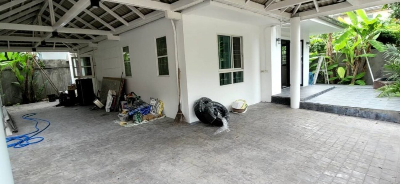 Listing No. 68101036 : ให้เช่าบ้านเดี่ยว 2 ชั้น หลังมุม ถนนเมน บนที่ดินขนาด  57.7 ตร.ว พื้นที่ใช้สอย ประมาณ 162 ตร.ม. หมู่บ้าน ชวนชื่น พาร์ค อ่อนนุช-วงแหวน ประเวศ กรุงเทพ ตกแต่งใหม่ทั้งหลัง พร้อมอยู่ เห็นแล้ว ต้องชอบ